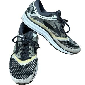 🏃‍♀️ Brooks Revel Women’s Running Shoes Size 9